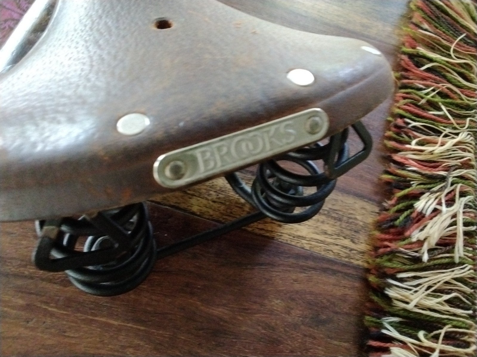 Brooks zadel, Ophalen, Zadel