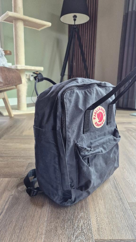 Fjallraven Kanken rugzak zwart, Overige merken, 25 tot 40 cm, Ophalen of Verzenden, Zo goed als nieuw