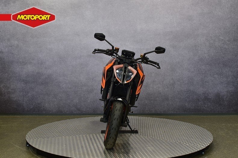 KTM 1290 SUPER DUKE R (bj 2019), KTM Sportmotorcycle GMBH, Stallhofnerstrasse 3
5230  Mattighofen, AT, Wessel.Peters@ktm.com, Naked bike