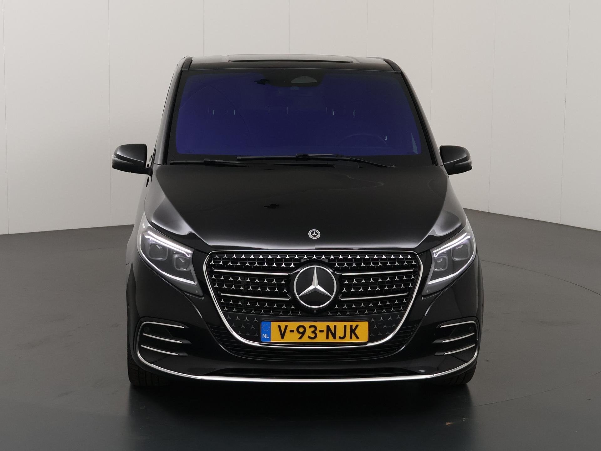 Mercedes-Benz V-klasse 300d | XL L3 | AMG | 4-MATIC | DUBBEL, Auto's, Gebruikt, 2000 kg, Zwart, Bedrijf