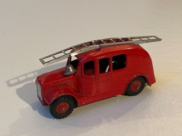 Dinky Toys No. 250 Fire Engine – jaren '50, Ophalen of Verzenden, Gebruikt, Bus of Vrachtwagen, Dinky Toys