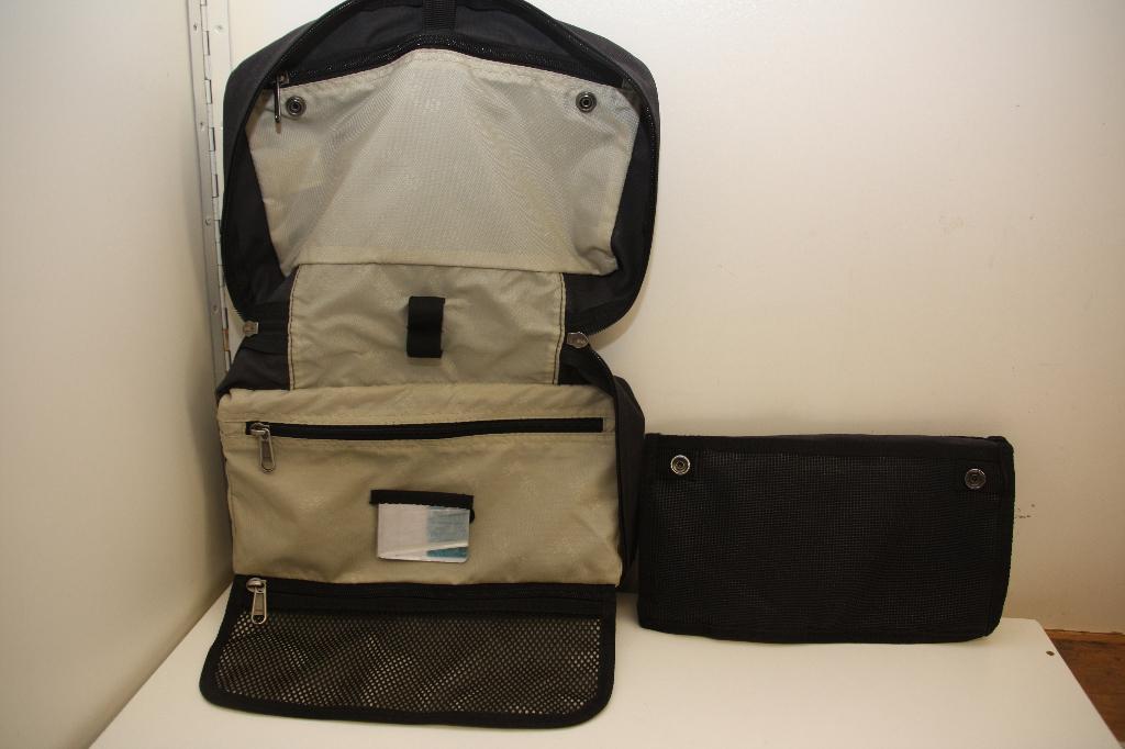 Jack Wolfskin toilettas- Waschsalon. Zwart. Nieuwstaat., Ophalen of Verzenden, Zo goed als nieuw, Zwart