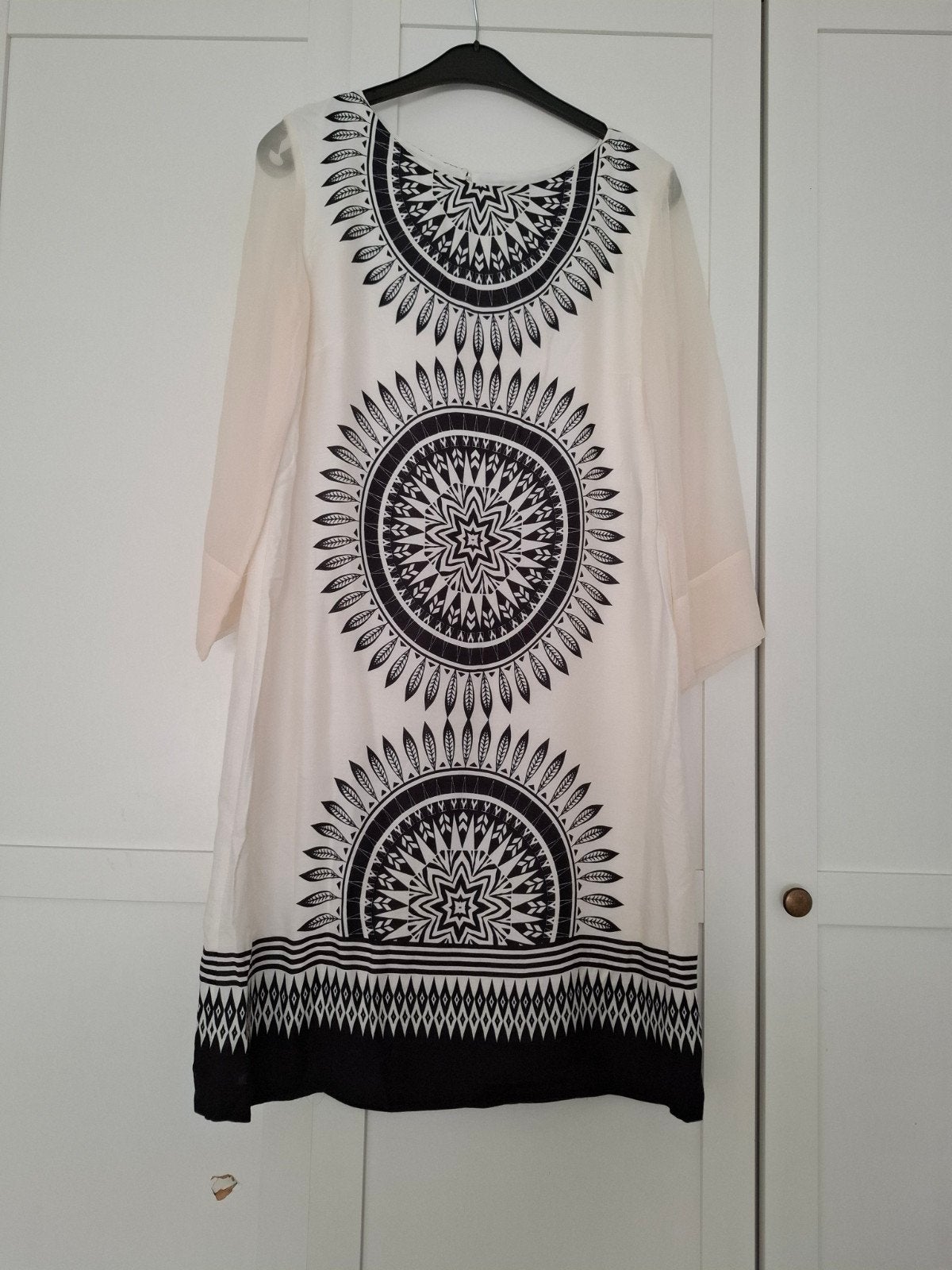 Ana Alcazar jurk zwart/wit met grafische print – maat 38 – z, Kleding | Dames, Maat 38/40 (M), Zwart, Ophalen of Verzenden, Zo goed als nieuw