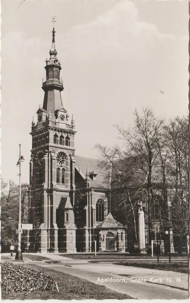 APELDOORN Grote Kerk N.H., Verzamelen, Verzenden, 1960 tot 1980, Gelopen, Gelderland