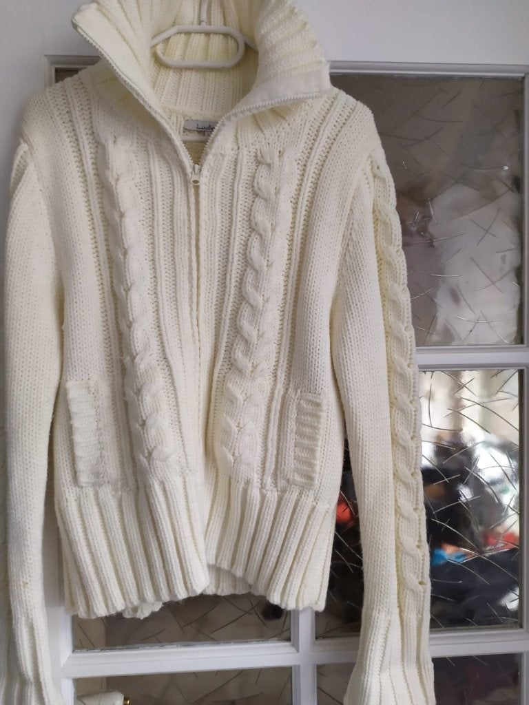 Winter vest, Kleding | Dames, Wit, Maat 42/44 (L), Ophalen of Verzenden, Onbekend