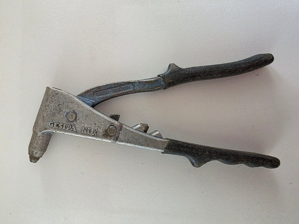Popnageltang Gesipa NTX, Doe-het-zelf en Verbouw, Gereedschap | Handgereedschap, Ophalen of Verzenden, Gebruikt, Tang, Overige merken