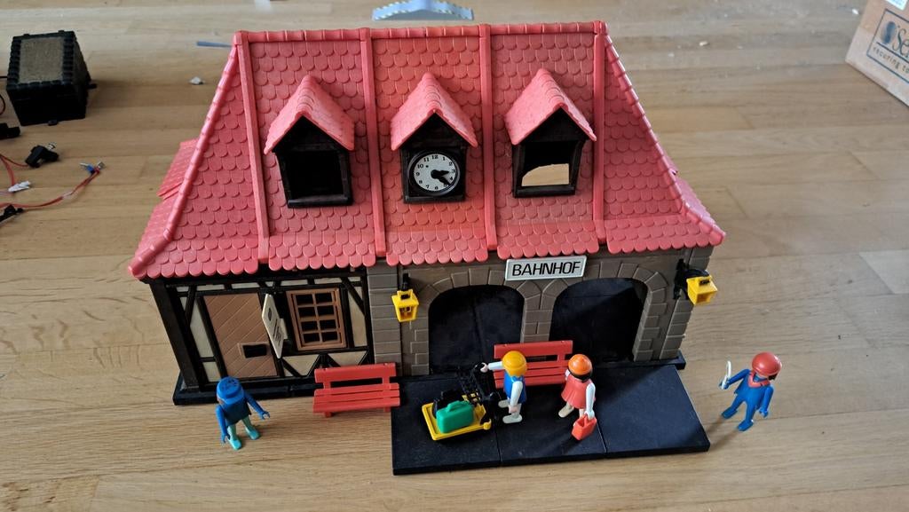 Lgb/ Playmobil 4300 bahnhof, Gebruikt, Gelijkstroom, Brug, Tunnel of Gebouw, Ophalen of Verzenden