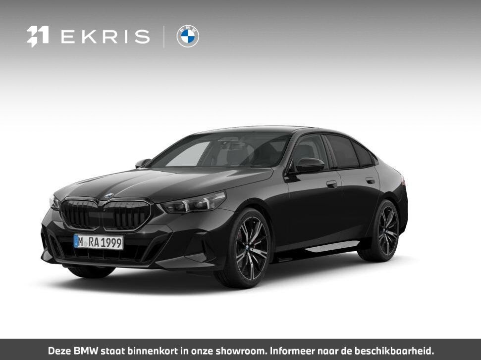 BMW 5-serie 520i M Sportpakket Pro | Innovation Pack | Trave, Auto's, Automaat, 1998 cc, Achterwielaandrijving, Zwart