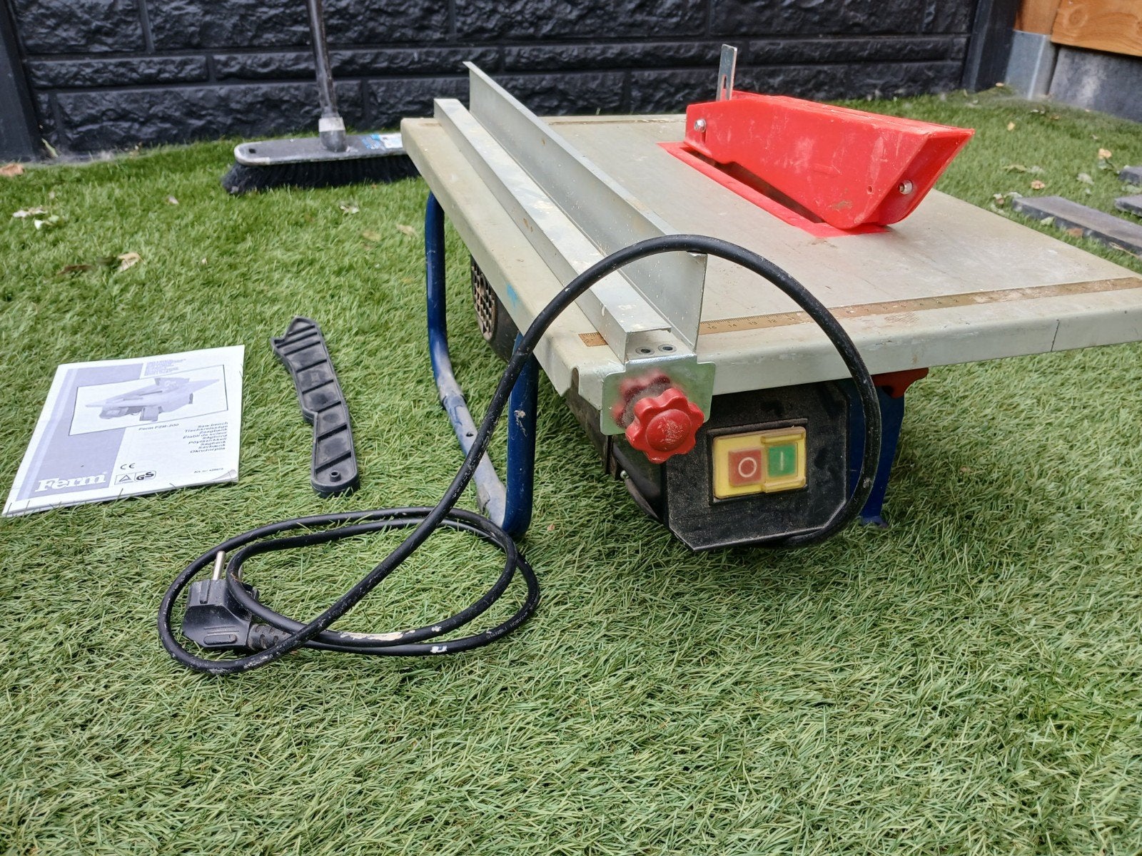 Ferm tafel zaagmachine, Ophalen, Gebruikt, Cirkelzaag, 30 tot 70 mm