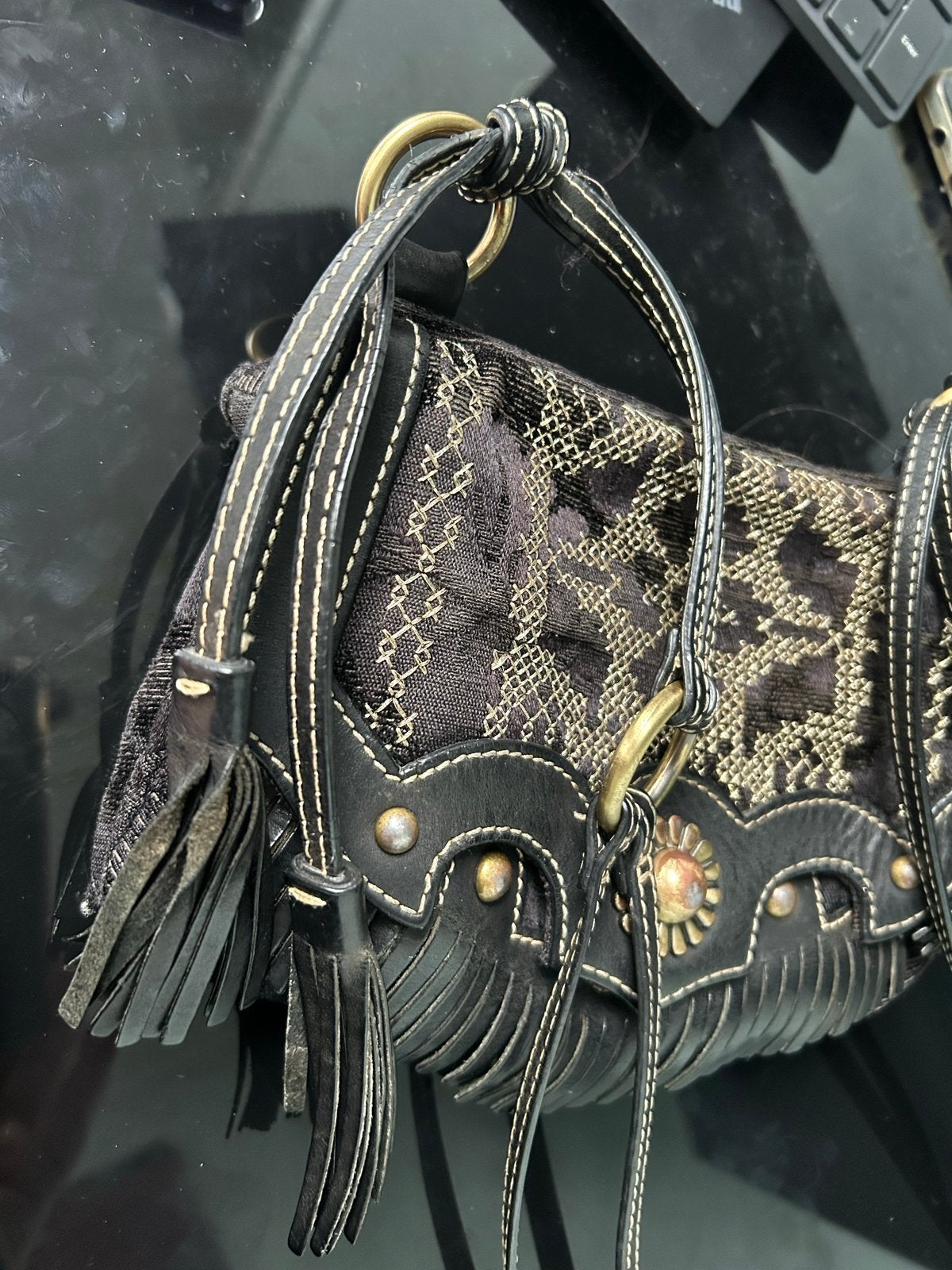 Leontine Hagoort design Schoudertasje Zwart met Franjes, Ophalen of Verzenden, Gebruikt, Zwart, Schoudertasje