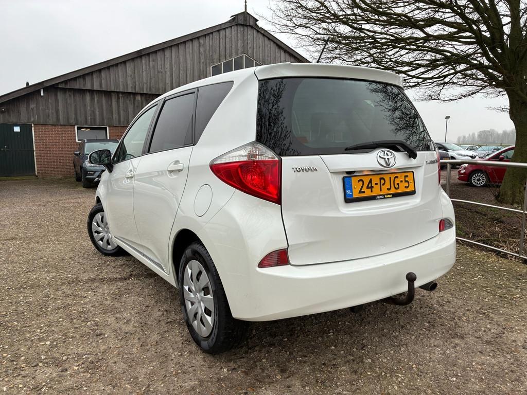 Toyota Verso-S 1.3 VVT-i Aspiration | Pano + Cruise + Clima, Voorwielaandrijving, Euro 5, Stof, Zwart
