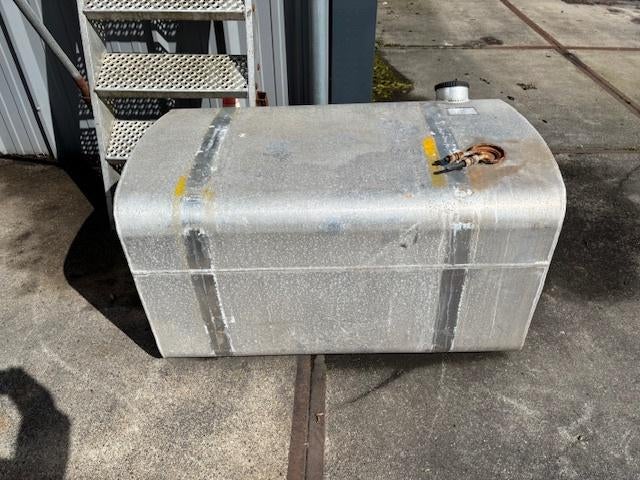 Brandstoftank Aluminium 440 liter, Auto-onderdelen, Vrachtwagen-onderdelen, Ophalen, Gebruikt, Overige merken, Brandstofsystemen