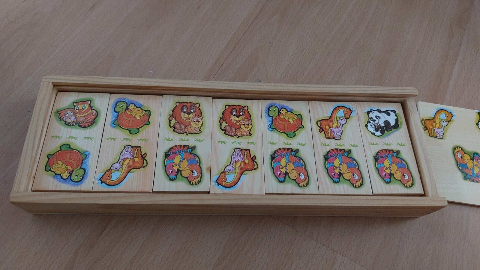 Te koop nieuwe doos dieren-animal-tiere domino, Ophalen of Verzenden, Nieuw