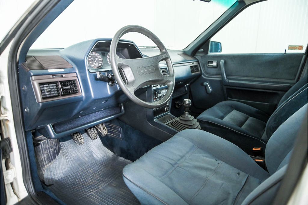 Audi 100 1.8 injectie (bj 1987), foto 11