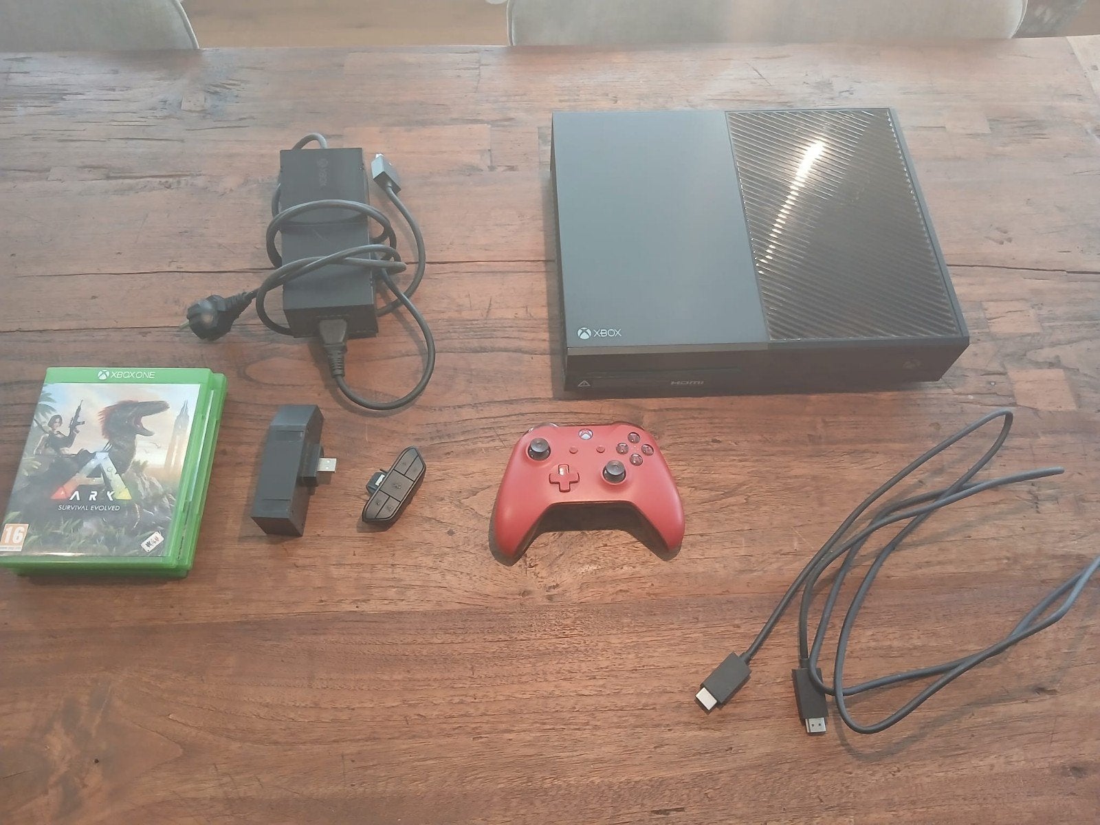 Xbox One met controller en 3 games, Online, Gebruikt, 1 speler, Vanaf 16 jaar