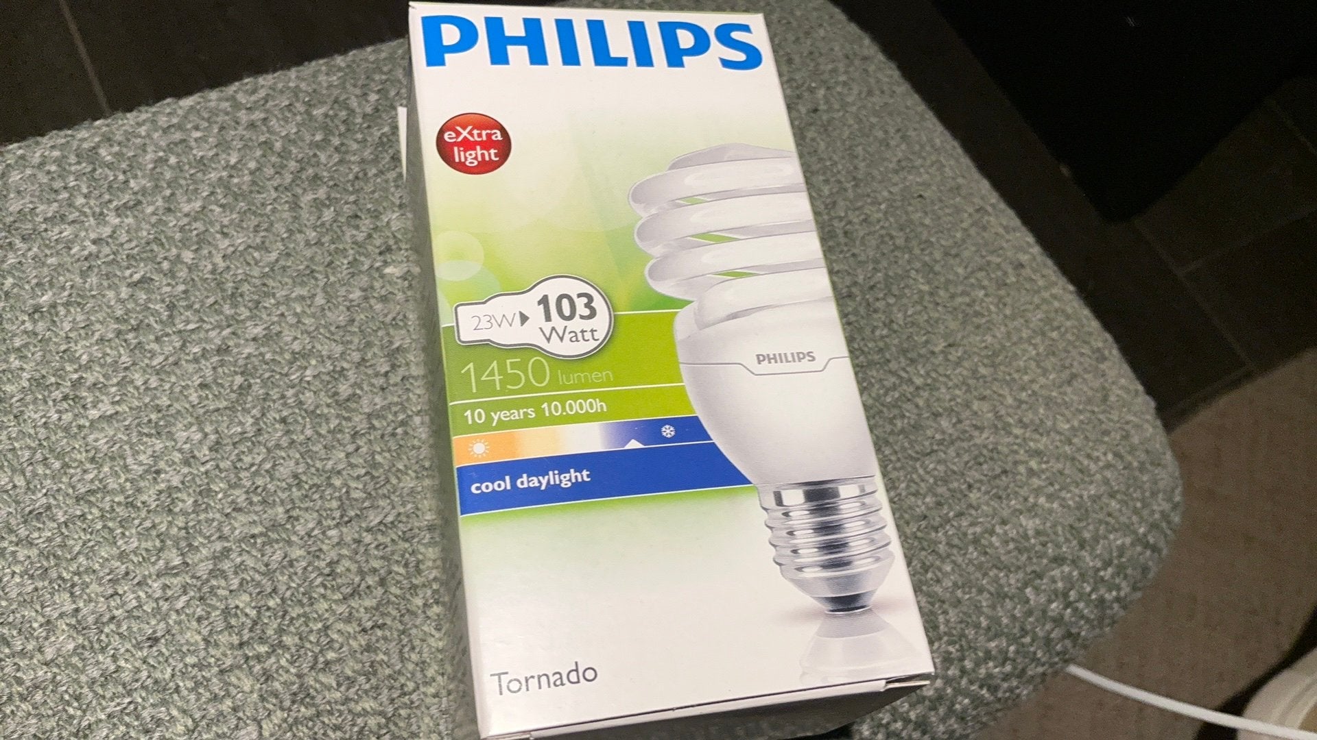 Philips Tornado 23 w equivalent 103 watt E 27 cool daylight, Philips, 60 watt of meer, Nieuw, Spaarlamp