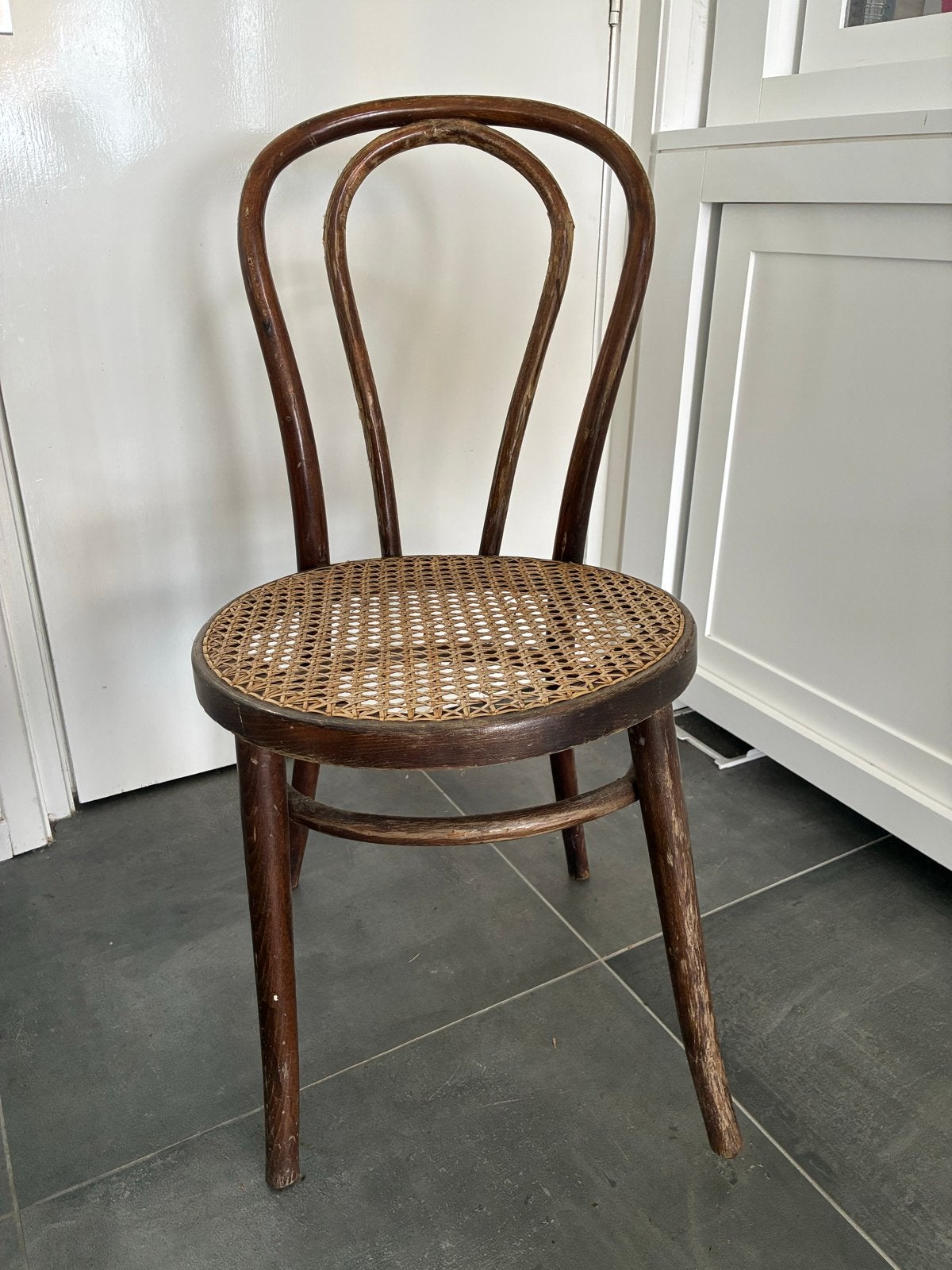 Thonet 14 stoel in slechte staat - opknapper, Ophalen