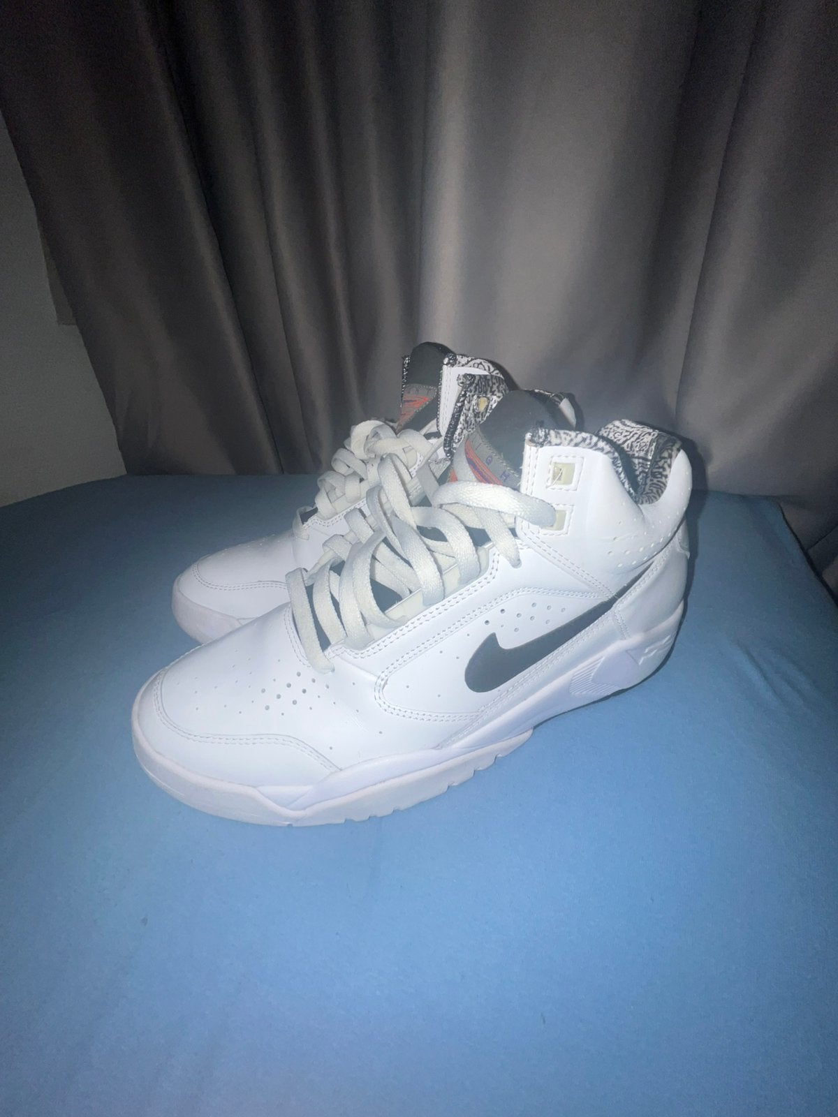 Nike Air Flight hoog, Ophalen of Verzenden, Zo goed als nieuw, Schoenen