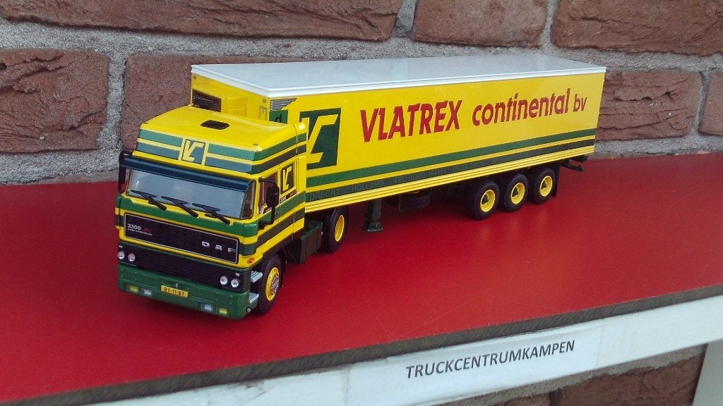 WSI  Daf  3300  Space  Cab  van  Vlatrex., Hobby en Vrije tijd, Modelauto's | 1:50, Ophalen of Verzenden, Nieuw, Bus of Vrachtwagen