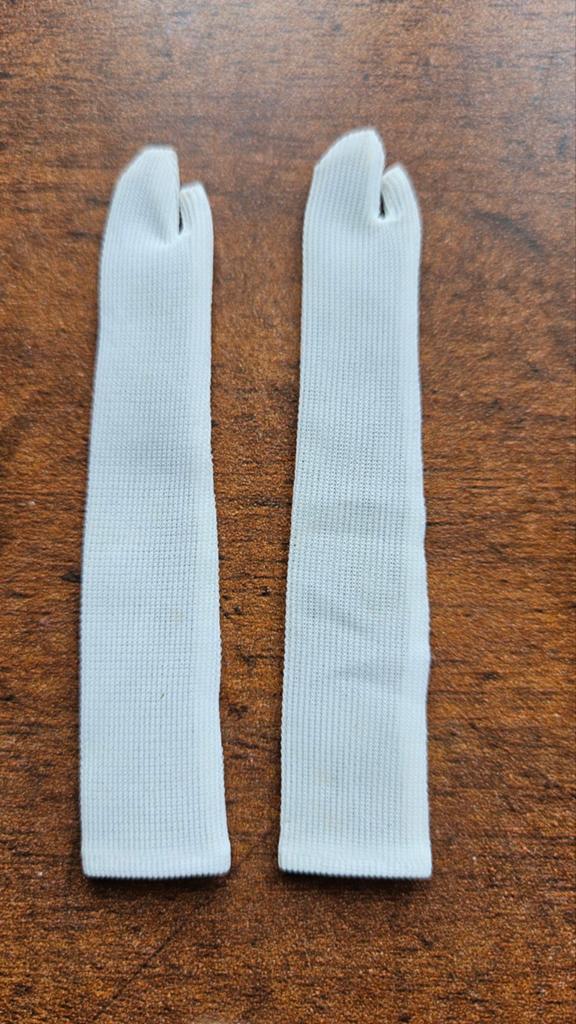 Vintage Barbie lange handschoenen wit tricot 60's, Ophalen of Verzenden, Kleertjes