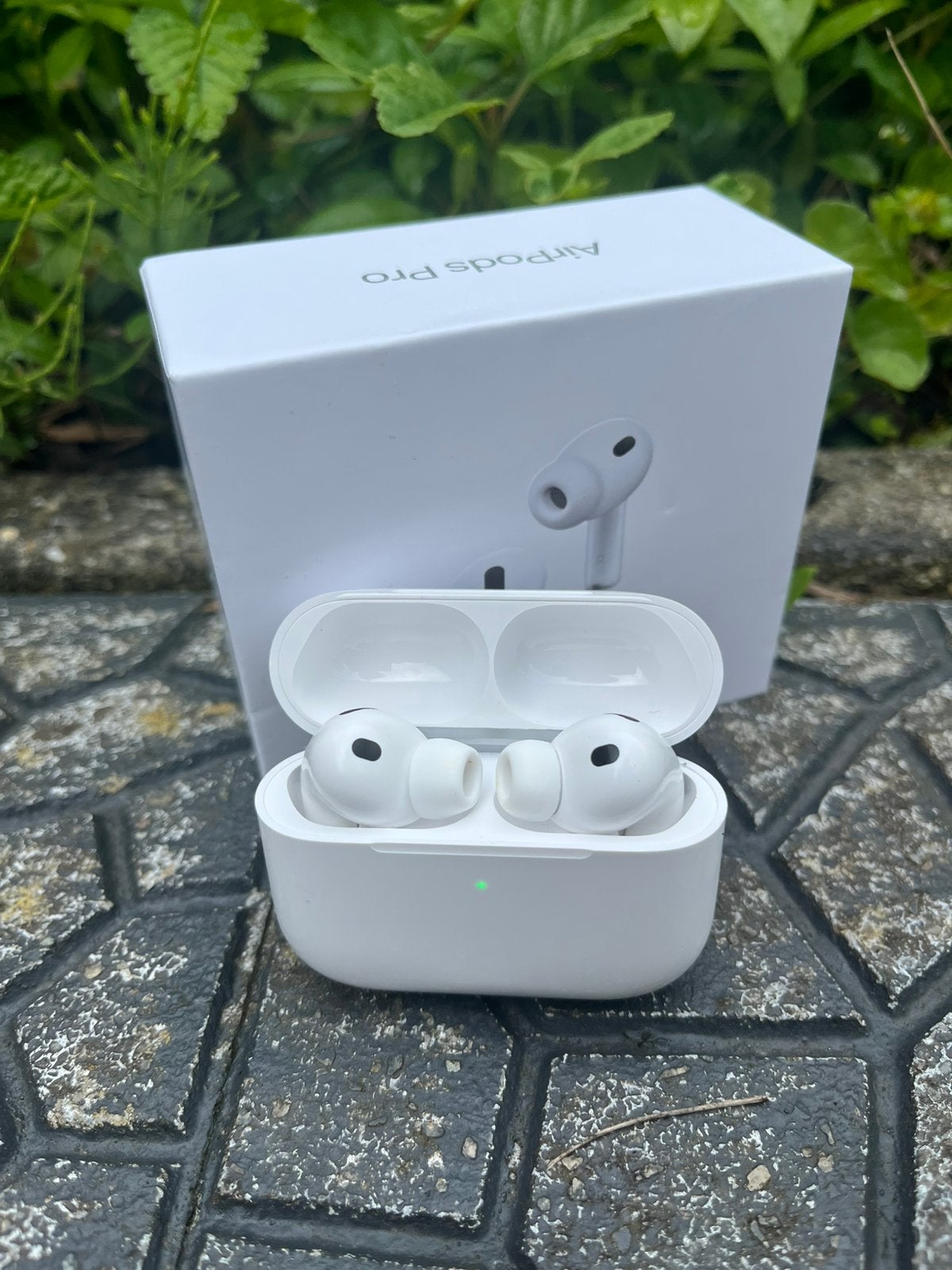 Airpods pro 3 - nieuw en gesealed, Telecommunicatie, Verzenden, Zo goed als nieuw, In oorschelp (earbud), Bluetooth