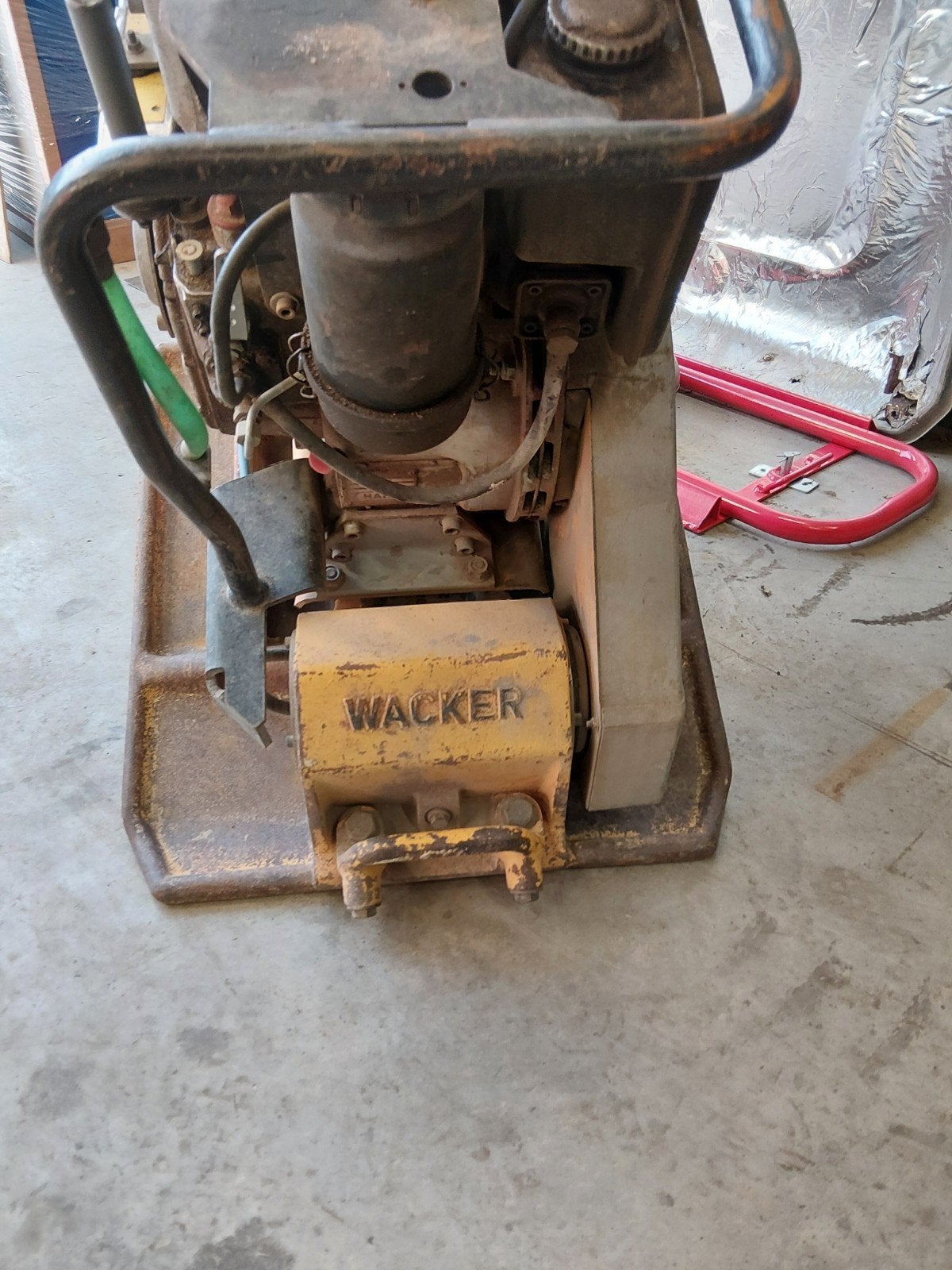 Onverwoestbare Wacker DPS3060 vario diesel trilplaat, Ophalen
