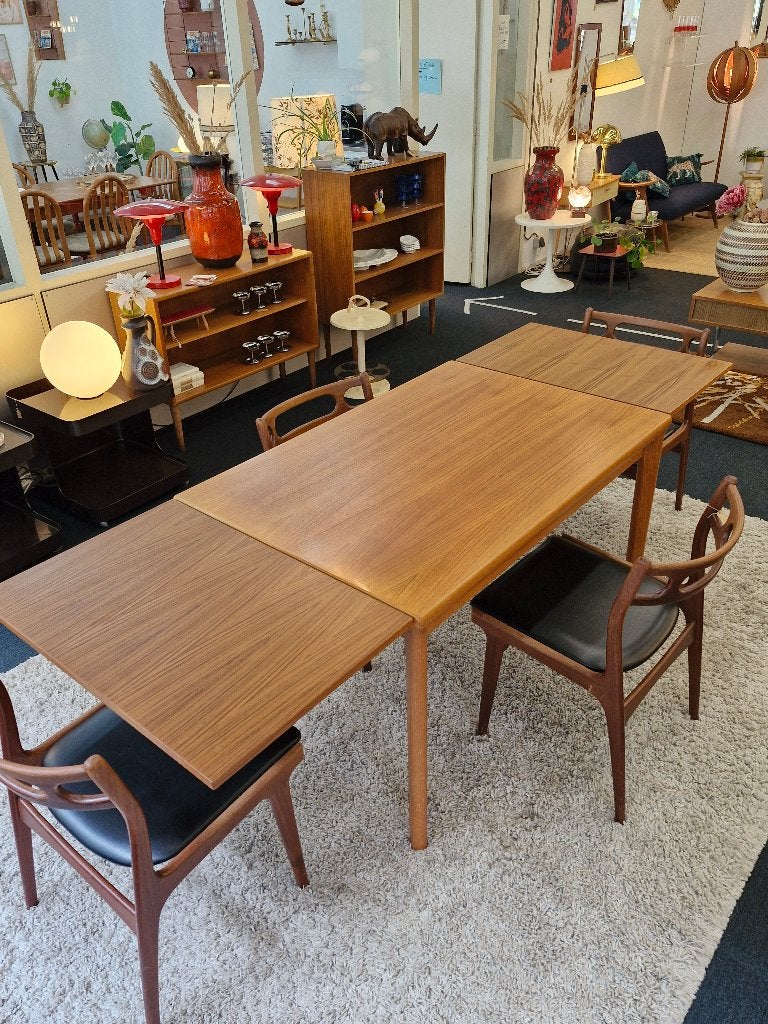 Deens design uitschuifbare eettafel – Am Møbler, Huis en Inrichting, Ophalen, Gebruikt, ., Vintage