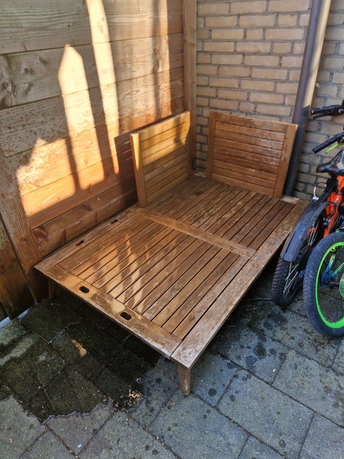 Gratis af te halen: Houten tuinbank (opknapper), Ophalen, Gebruikt, Hout