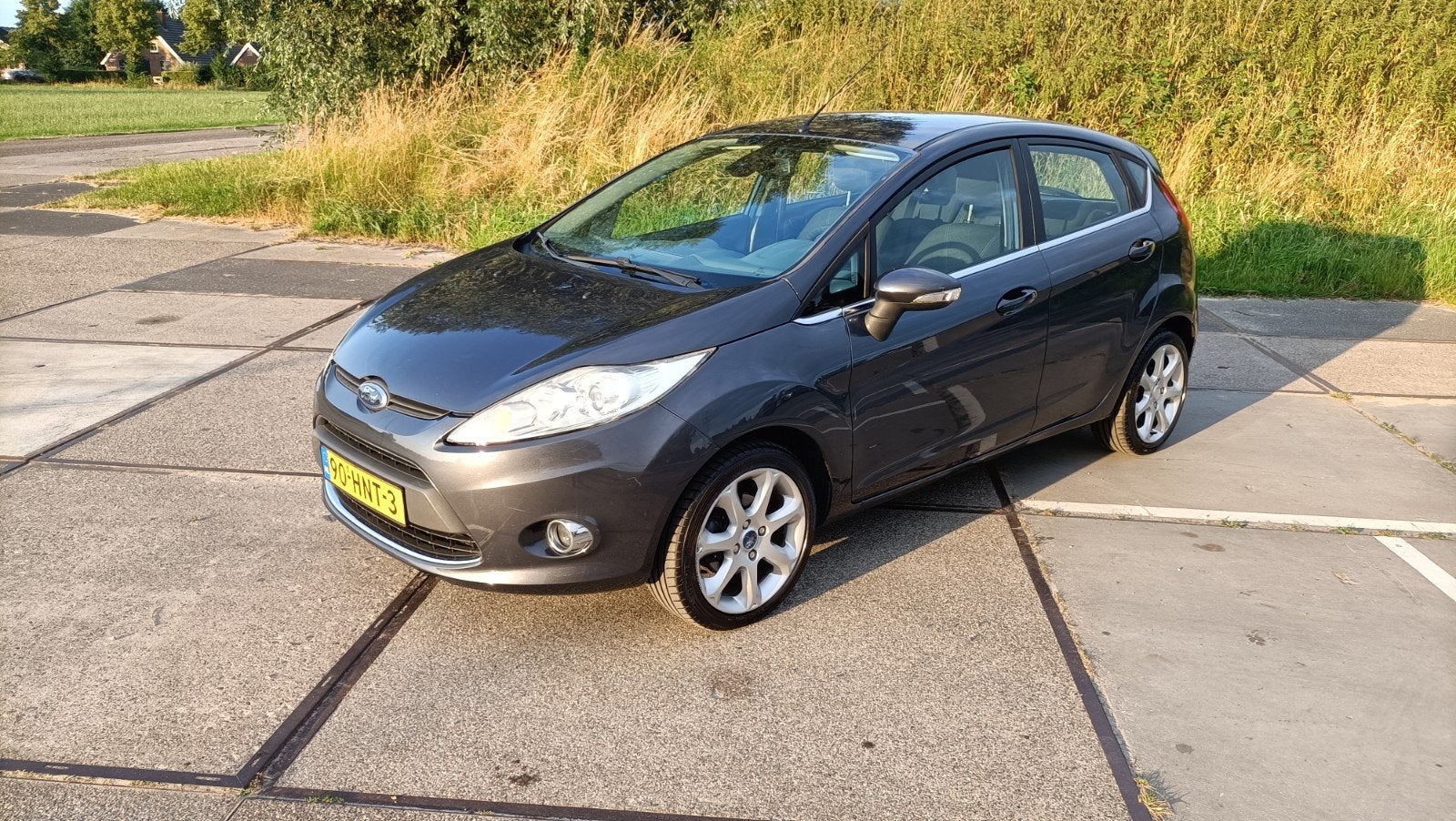 Ford Fiësta 1.25 60KW met nieuwe apk, Voorwielaandrijving, Stof, 1242 cc, Origineel Nederlands