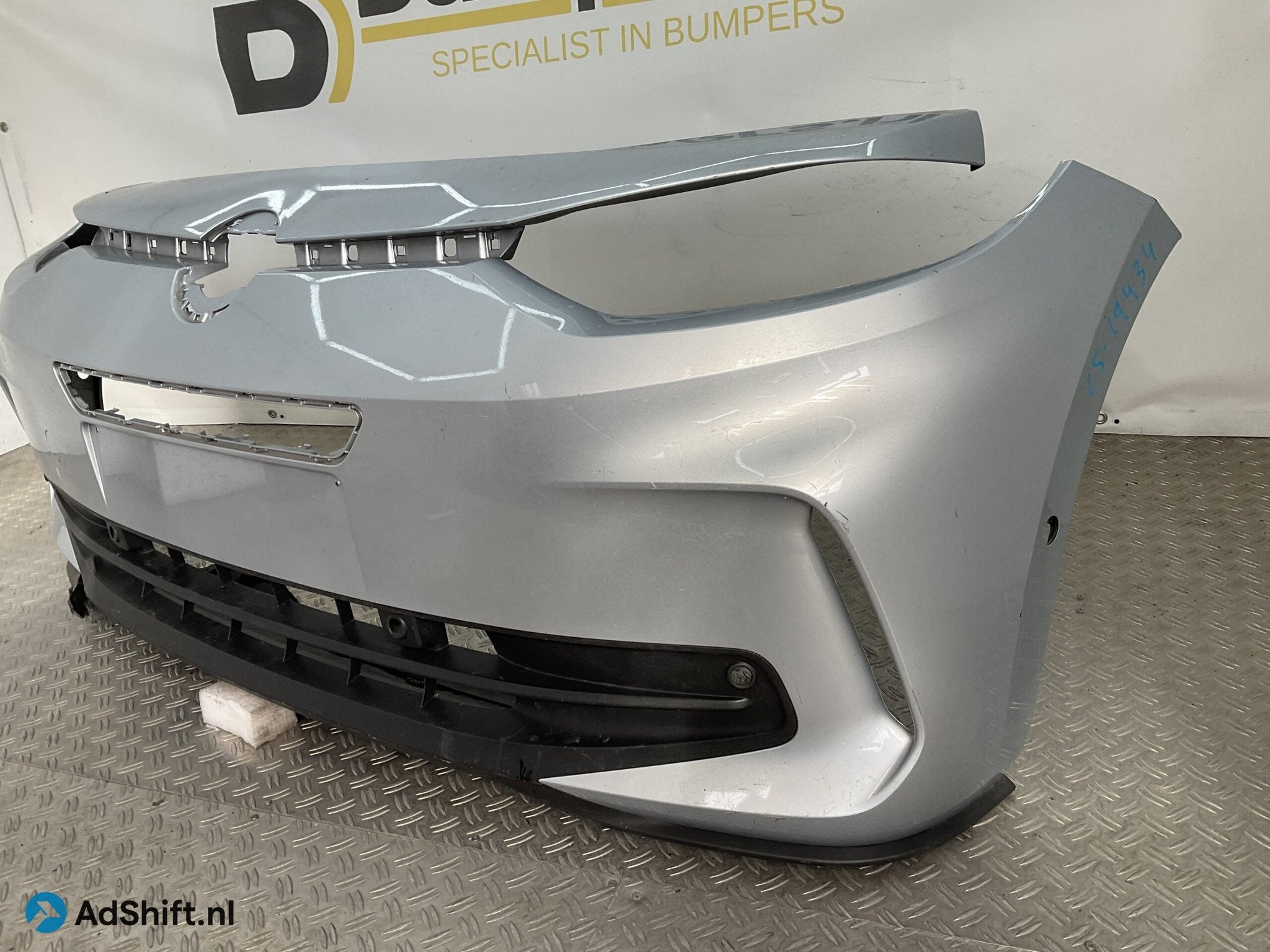 Bumper Volkswagen iD3 10A807221A Voorbumper C5-19434, Bumper