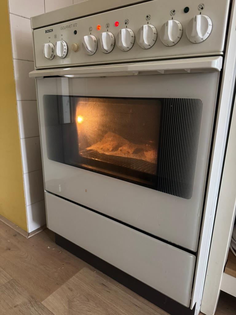 Bosch Gourmet 672 keramisch fornuis en combi oven, Witgoed en Apparatuur, Fornuizen, Ophalen, Keramisch, Zo goed als nieuw, 85 tot 90 cm