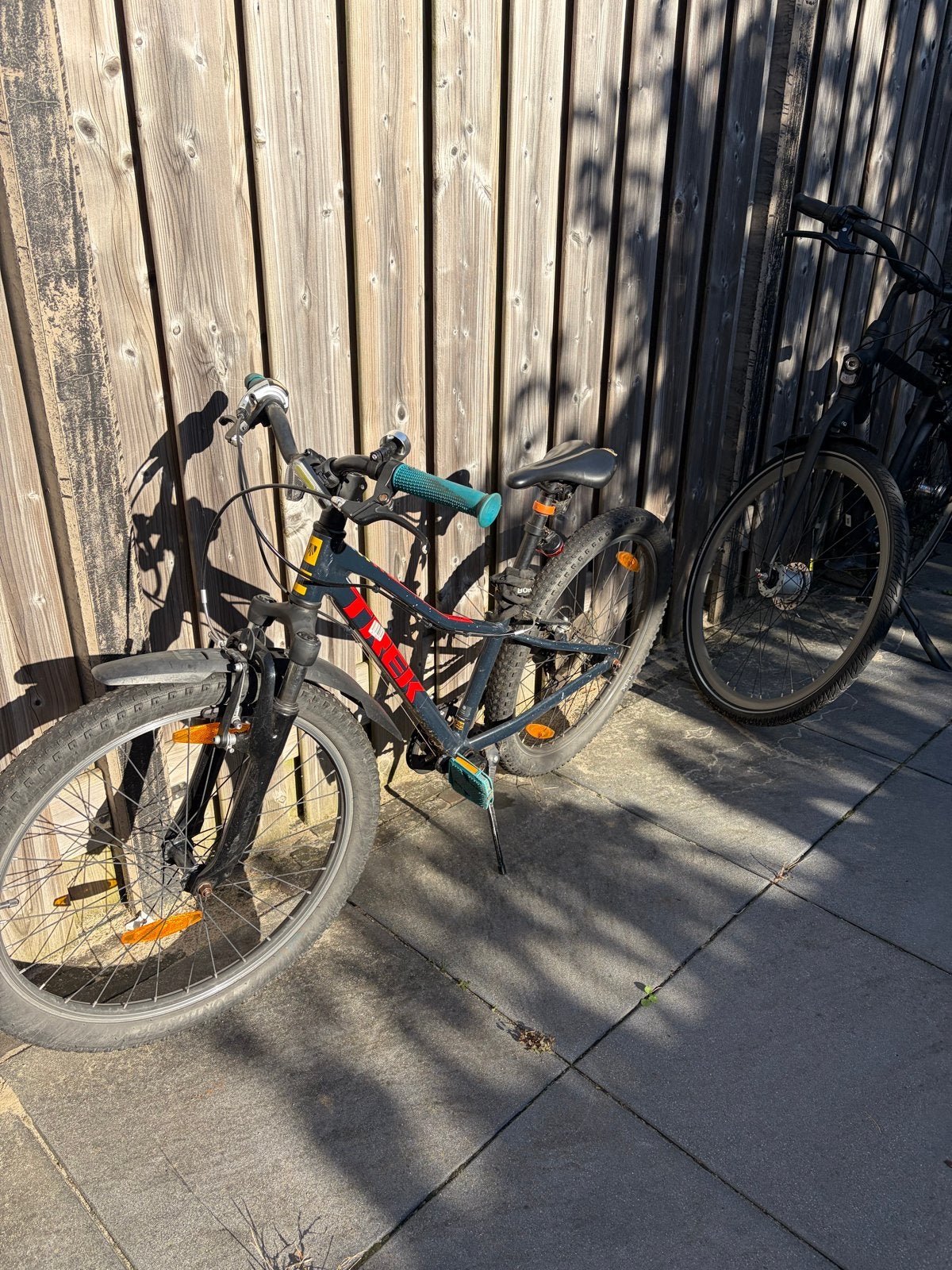 Trek Precaliber 24 inch kinderfiets met slot en spatbord, Ophalen, Gebruikt, 20 inch of meer
