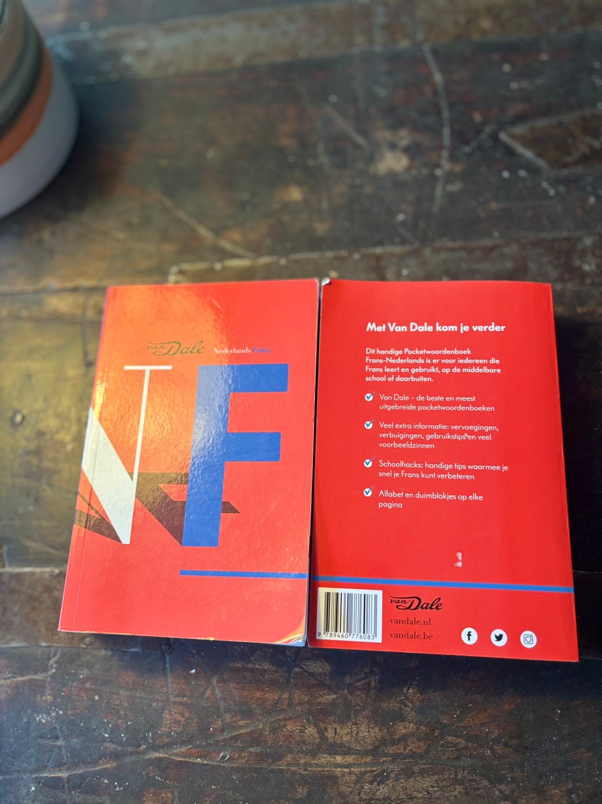 Frans-Nederlands en Nederlands-Frans woordenboeken, Boeken, Ophalen, Zo goed als nieuw, Van Dale, Frans