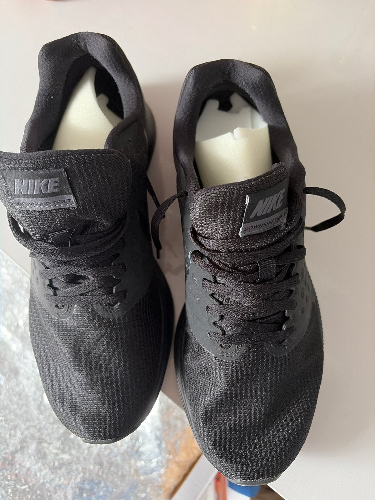 Nike Downshifter 9 schoenen  - Zwart NIEUW!, Kleding | Heren, Schoenen, Ophalen of Verzenden, Nieuw, Zwart, Sneakers of Gympen