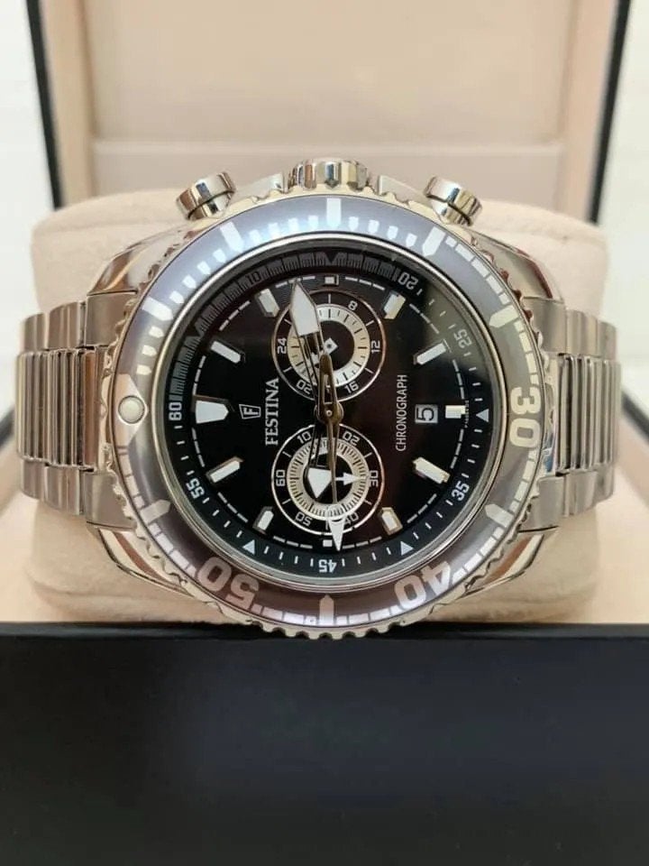 Festina Chronograph Panda Dial, Ophalen of Verzenden, Zo goed als nieuw, Jongen of Meisje