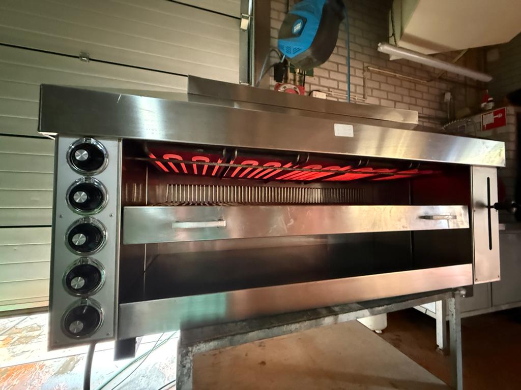 RVS Salamander pita oven grill naomi elektrishe horeca grill, Ophalen, Gebruikt