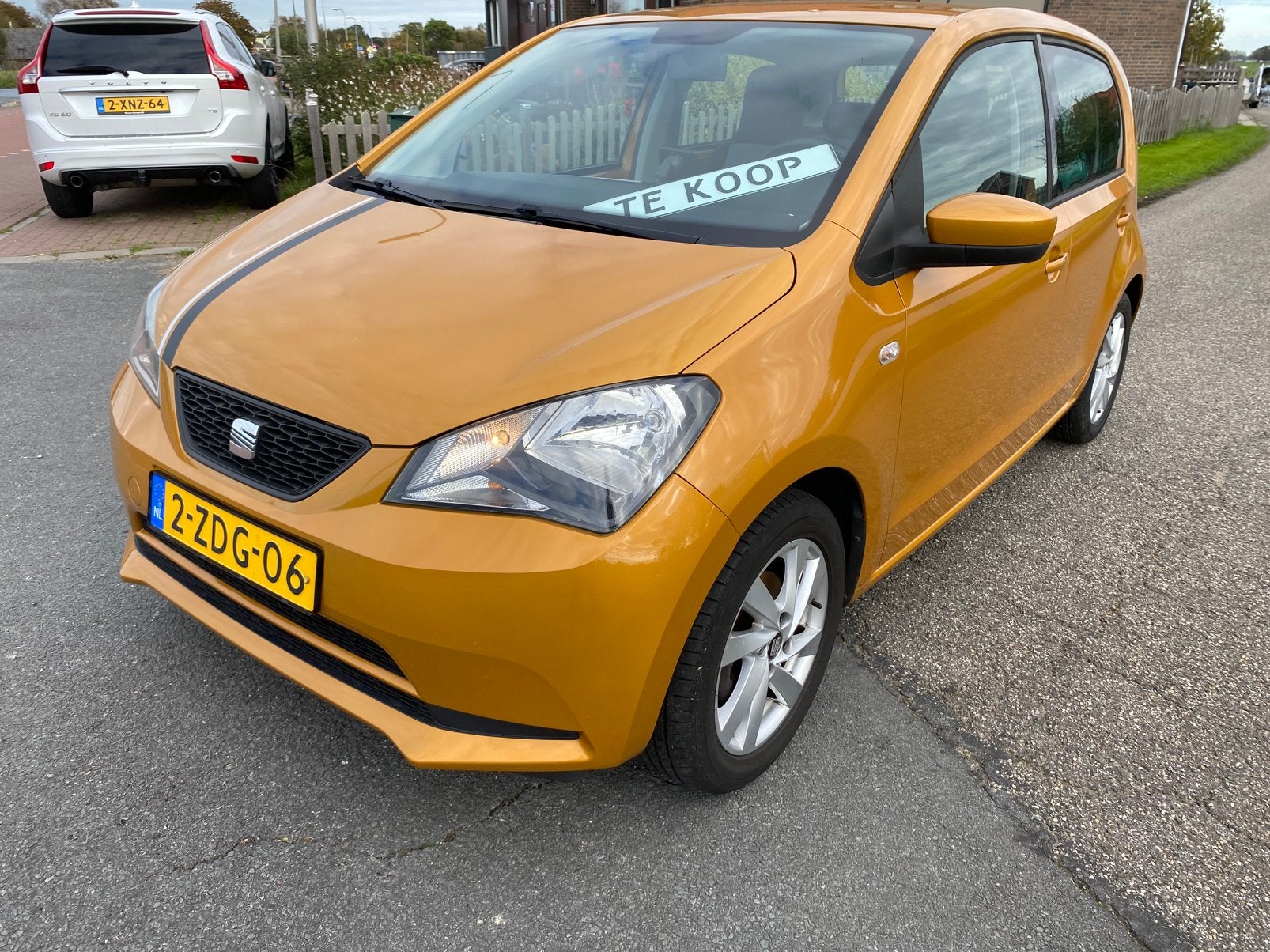 Seat Mii 1.0 55KW 2013 Bruin, Voorwielaandrijving, Stof, 74 pk, Overige kleuren