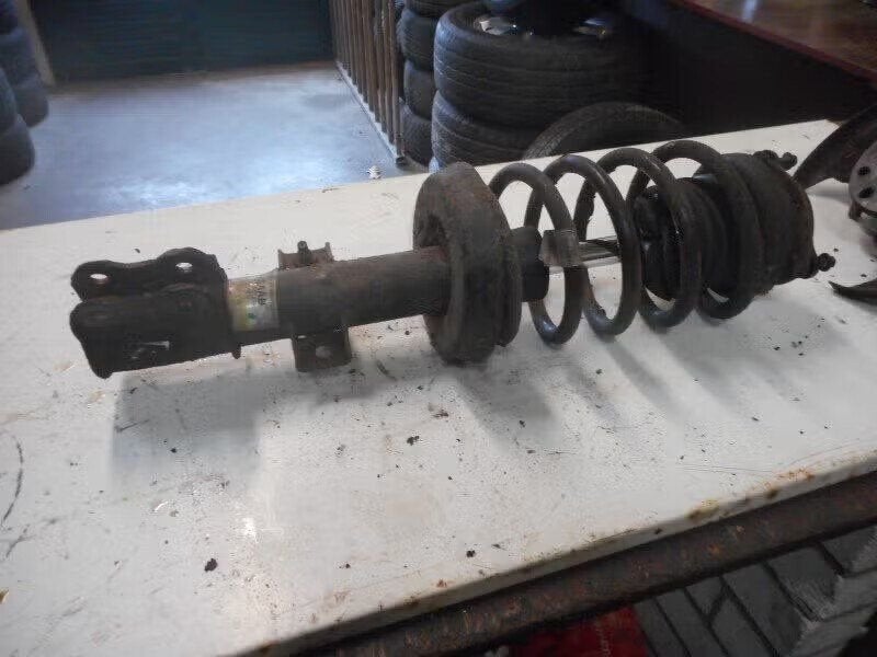 VEERPOOT LINKS VOOR Saab 9-5 (YS3E) (01-1997/12-2009), Saab-de-info@saabgroup.com, Gebruikt, Ophalen of Verzenden, Saab Deutschland GmbH