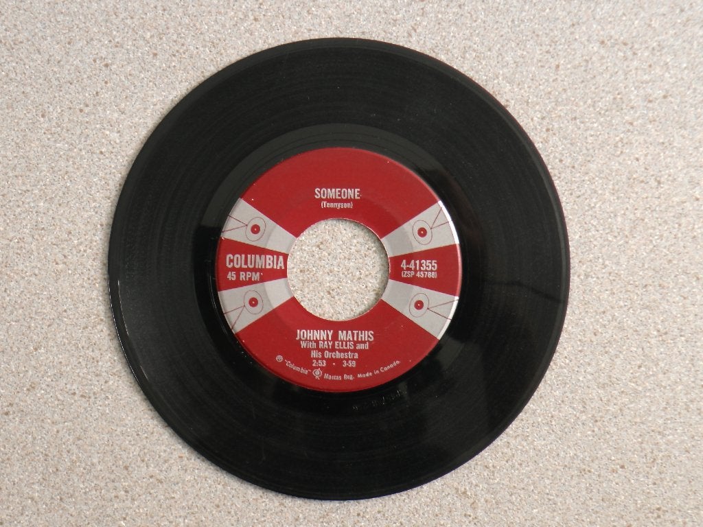 Johnny Mathis - Someone VINYL SINGLE, Ophalen of Verzenden, Gebruikt, 7 inch, Pop
