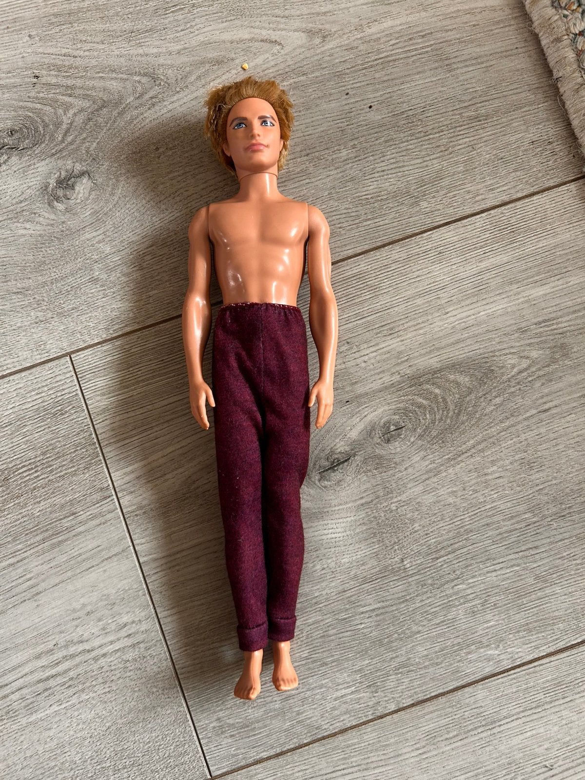 Ken met blond echt haar en broek, Ophalen of Verzenden, Zo goed als nieuw, Pop