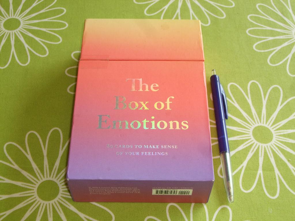 The box of emotions - Engelstalig, Ophalen of Verzenden, Zo goed als nieuw, Overige onderwerpen, Overige typen