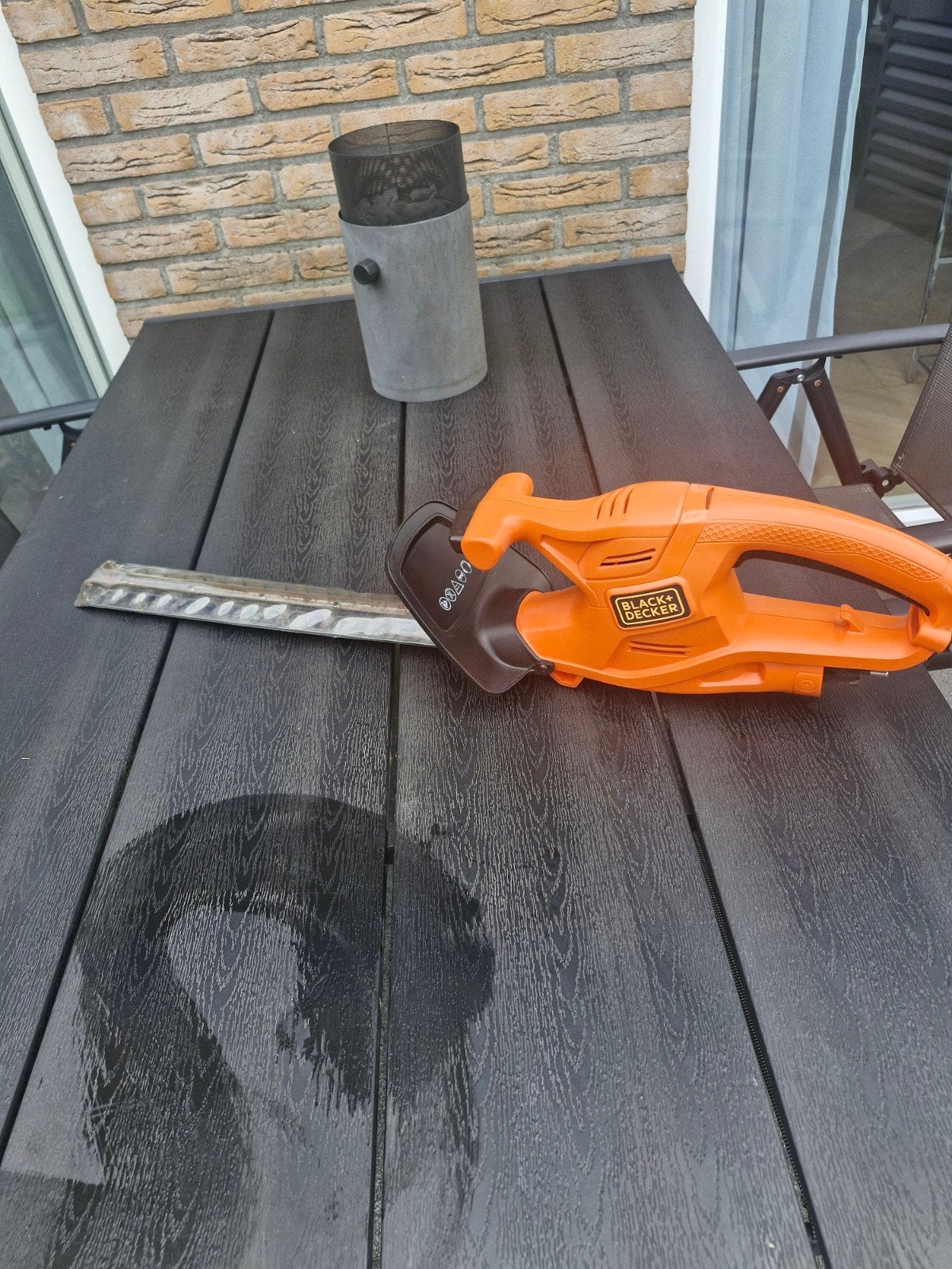 Black+Decker Elektrische Heggenschaar - Gebruikt, Tuin en Terras, Heggenscharen, Ophalen, Zo goed als nieuw, Elektrisch, Black+Decker