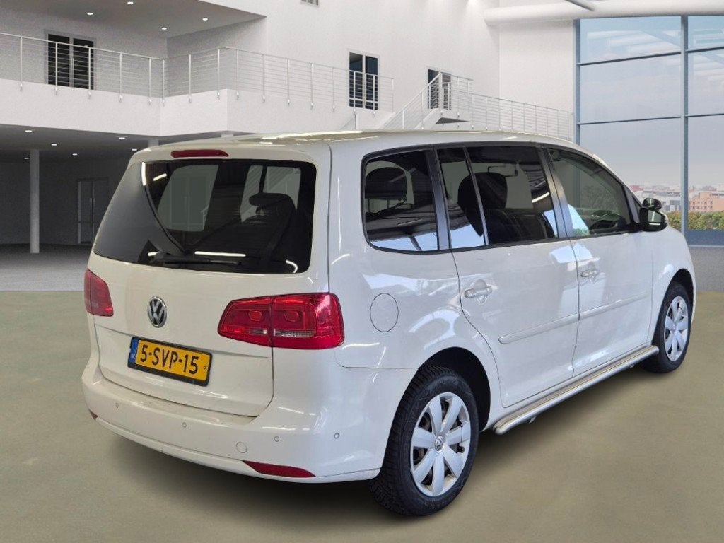 Volkswagen Touran 2.0 TDI Comfortline BlueMotion, Auto's, Volkswagen, Euro 5, 4 cilinders, Automatische klimaatregeling, Wit