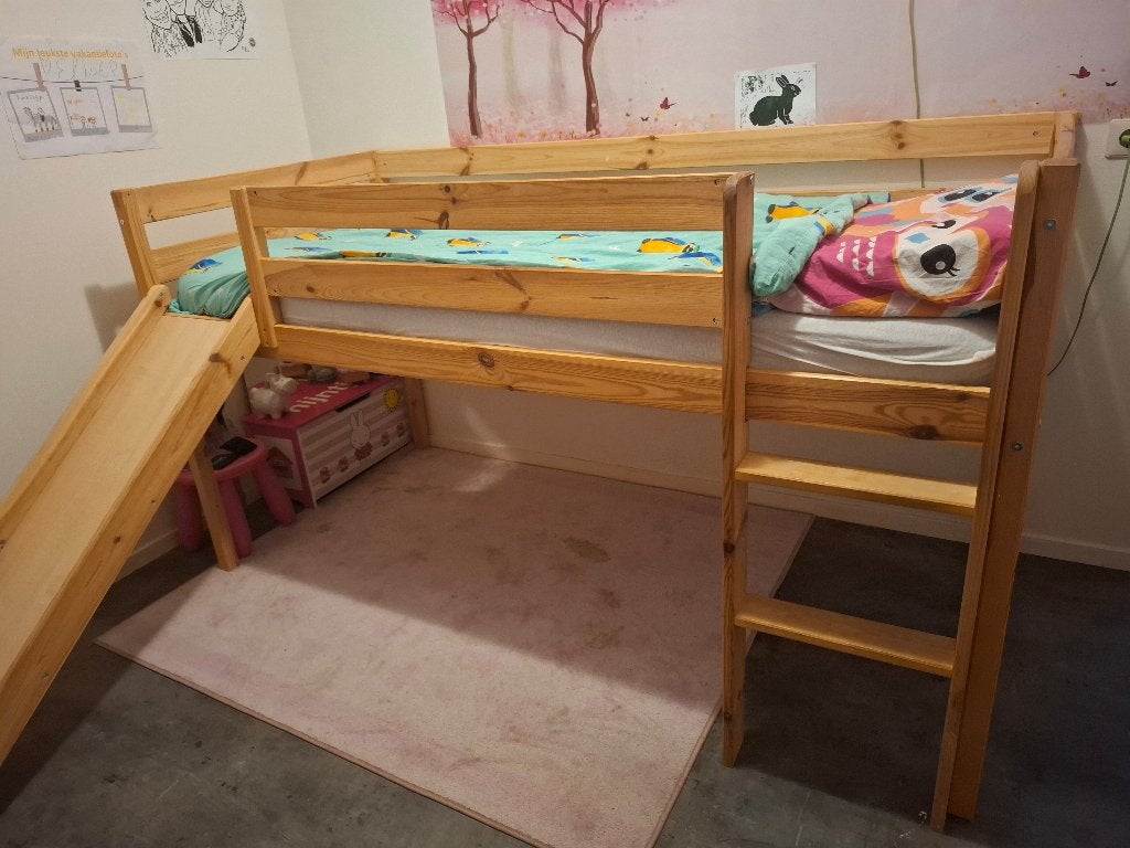 Heel mooi verhoogd kinderbed met glijbaan!, Ophalen, 85 tot 100 cm, Gebruikt, 180 cm of meer