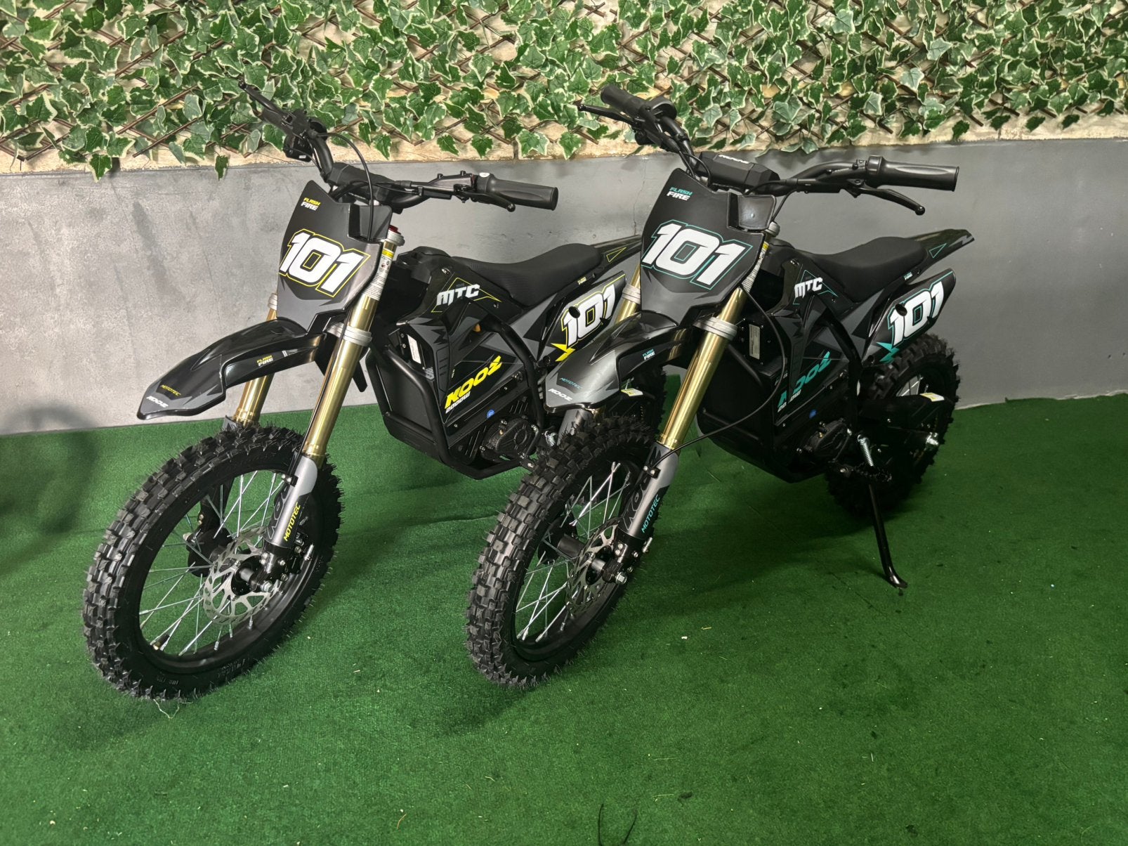 Elektrische crossmotor 60V nieuw!, Kinderen en Baby's, Zo goed als nieuw