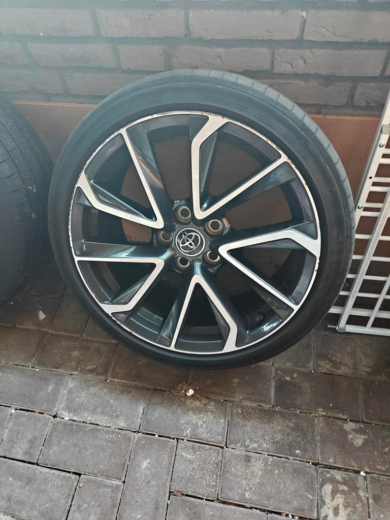 4 originele Toyota Corolla velgen. 18 inch, Ophalen, Gebruikt, Banden en Velgen