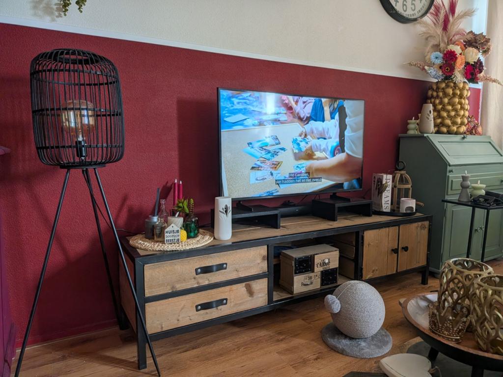Zwaar industrieel tv meubel, Huis en Inrichting, Ophalen, Zo goed als nieuw, 25 tot 50 cm, Minder dan 100 cm