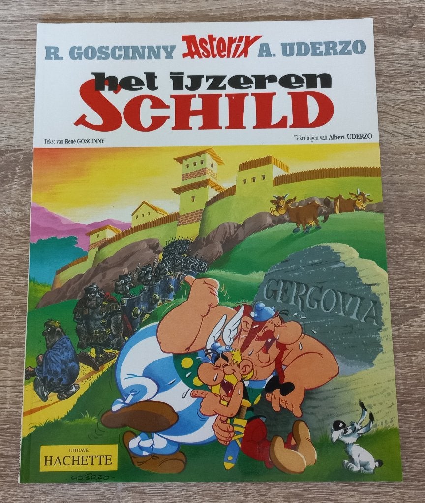 Asterix het Ijzeren Schild (Nederlands, 1999), Boeken, Stripboeken, Eén stripboek, Ophalen of Verzenden, Zo goed als nieuw, Goscinny & Uderzo