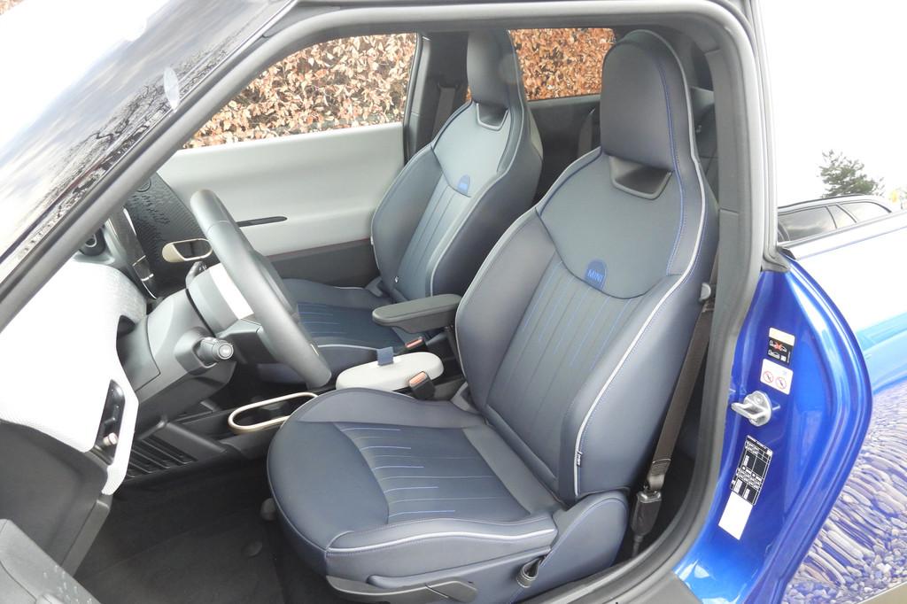 MINI Hatchback Cooper E / Favoured / Pakket M / 18 inch Slid, Auto's, Mini, Gebruikt, Met garantie (alle), 184 pk, Blauw