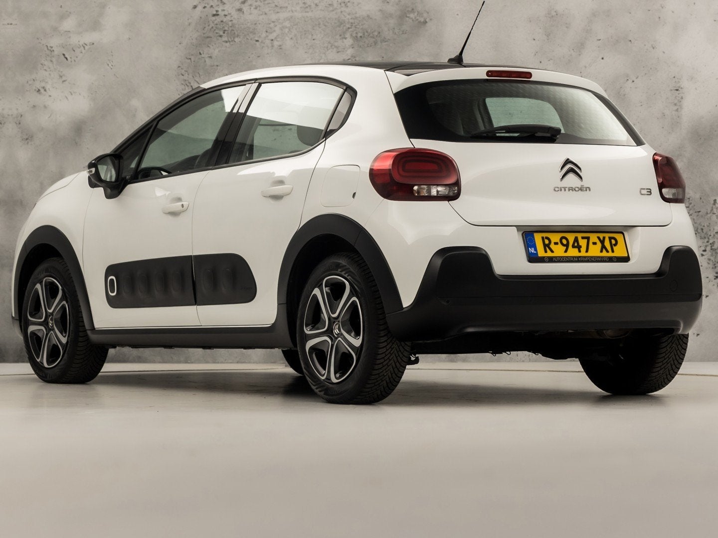 Citroën C3 1.2 PureTech S&S Shine Sport 110Pk (APPLE CARPLA, Auto's, Citroën, Voorwielaandrijving, 1199 cc, Wit, Bedrijf